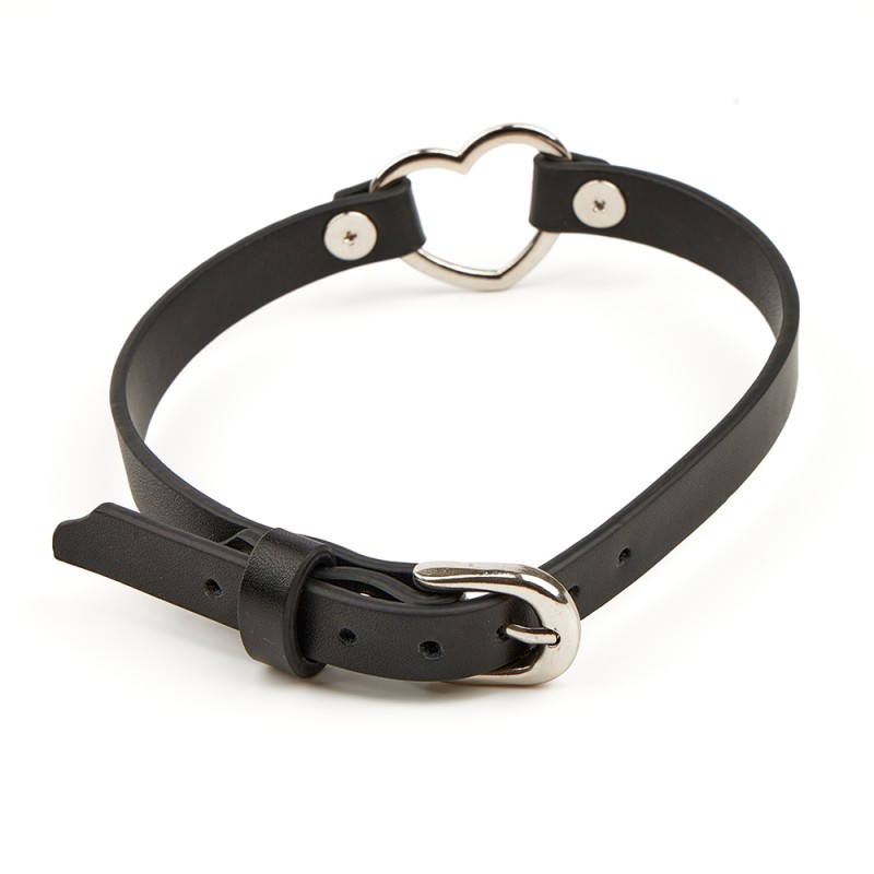 Heart-Shaped Leather Collar