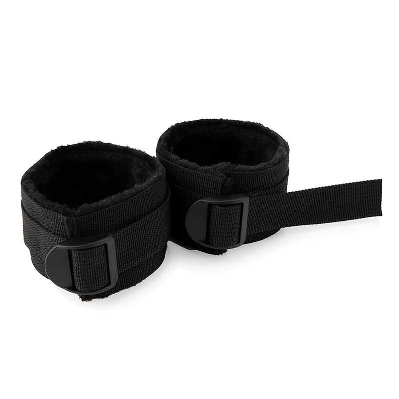 rysc-173-24 sm sex toy 24 piece set Shackles