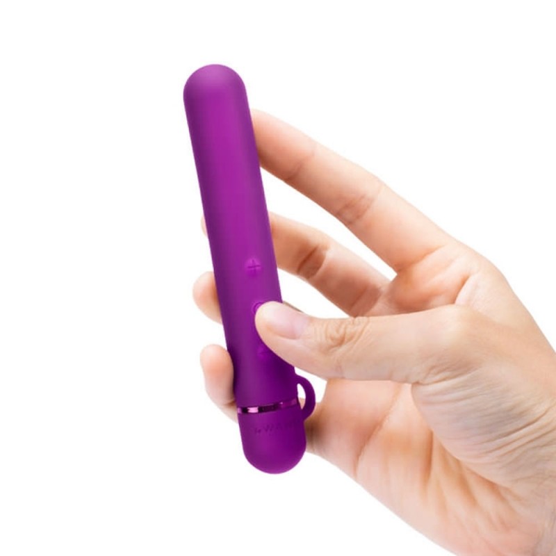 Le Wand Chrome Baton Quintessential Slim Massager