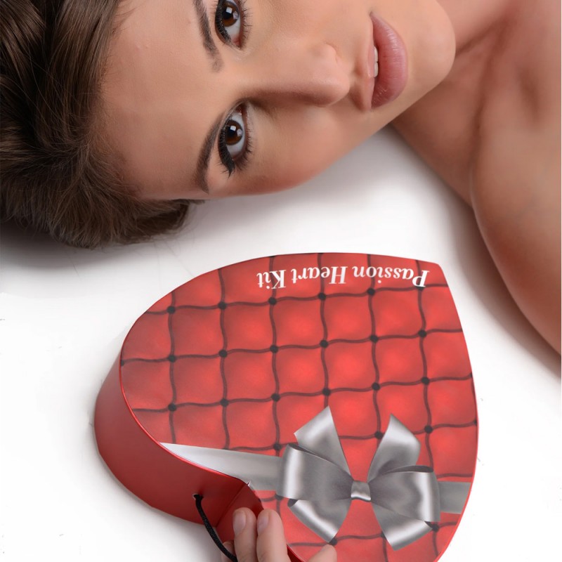 Frisky Passion Heart Gift Set 2