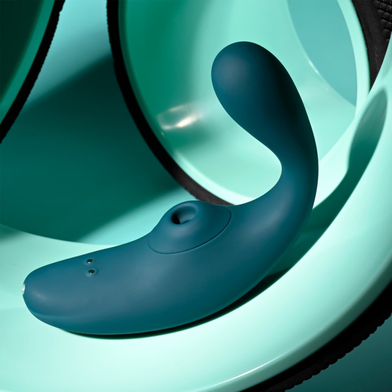 Playboy Charmer Clit Suction Vibrator