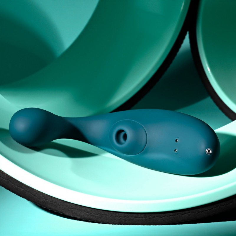 Playboy Charmer Clit Suction Vibrator4