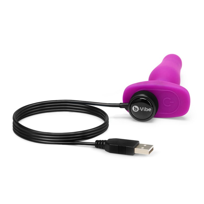 b-Vibe Novice Vibrating Butt Plug with Remote2