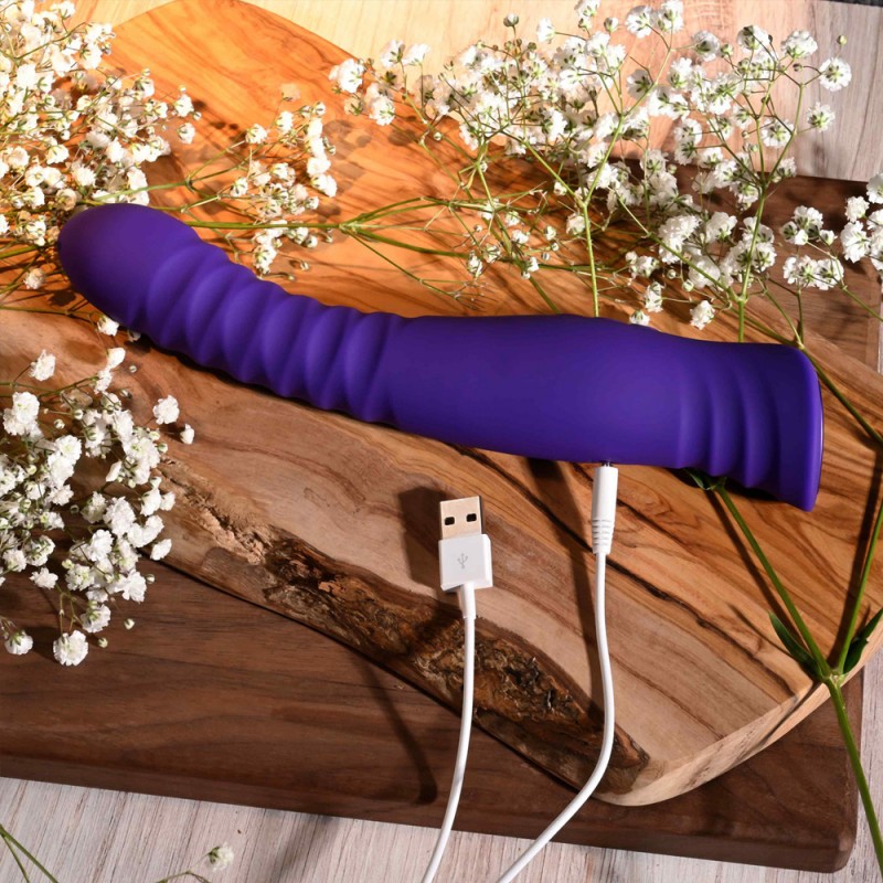 Trixxxie G-Spot Dildo Vibrator1