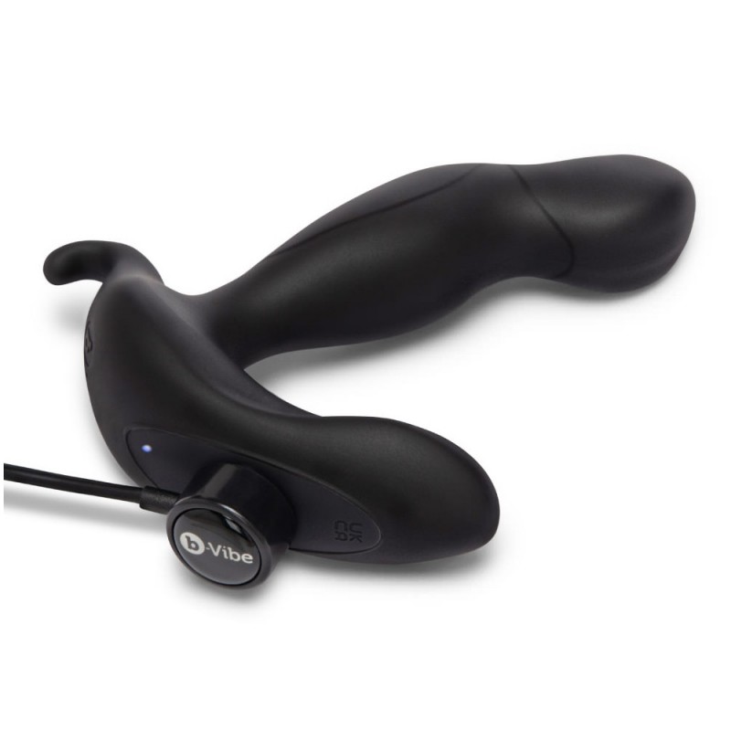 b-Vibe 360° Rotating & Vibrating Butt Plug with Remote1