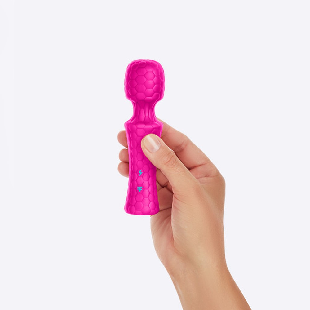 Femme Funn ULTRA WAND MINI Travel Vibrator 3