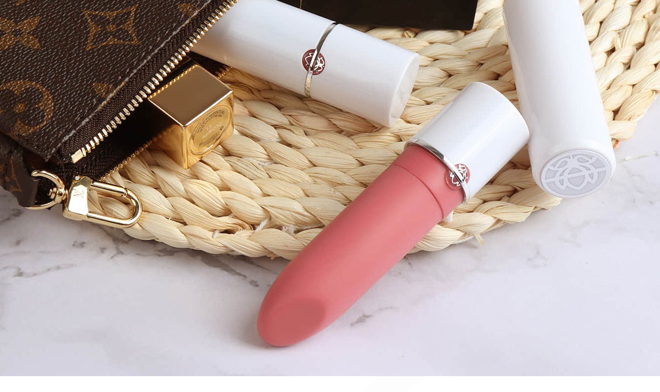 Magic Motion Magic Lotos Lipstick Vibrator1