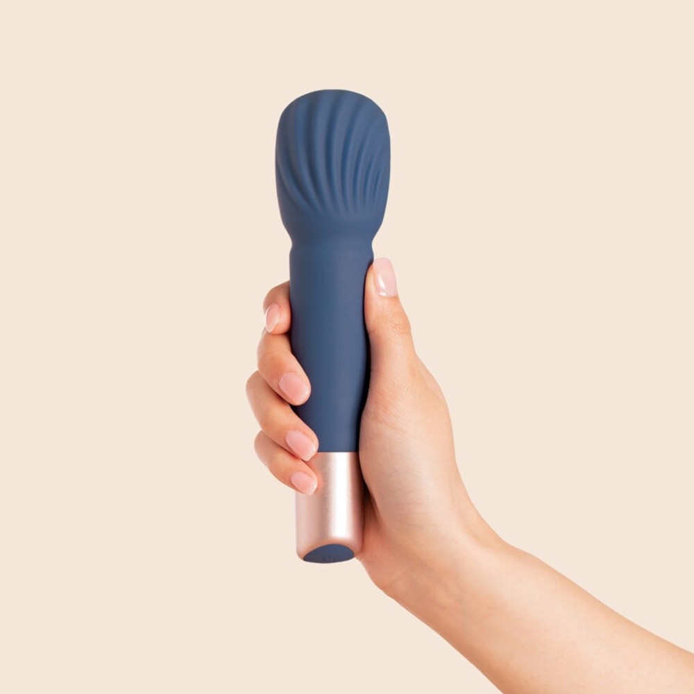 Deia the Wand Vibrator w/Recharging Base