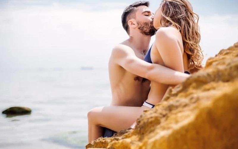 How to Have Sex Outside & Make It Incredible