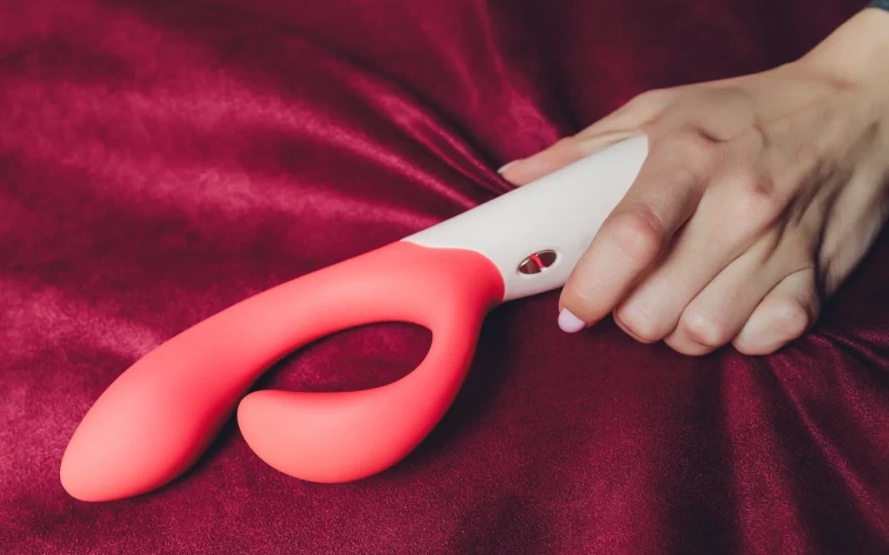 2026 Top 6 Silent Vibrators for Quiet, Private Pleasure