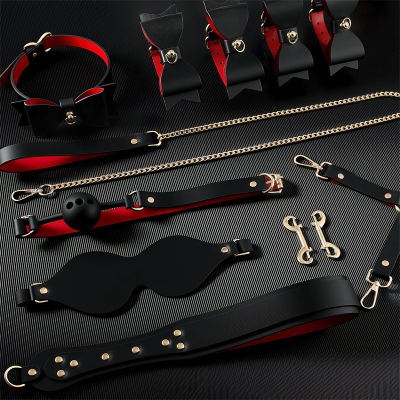 venusfun bdsm kit handcuffs close up