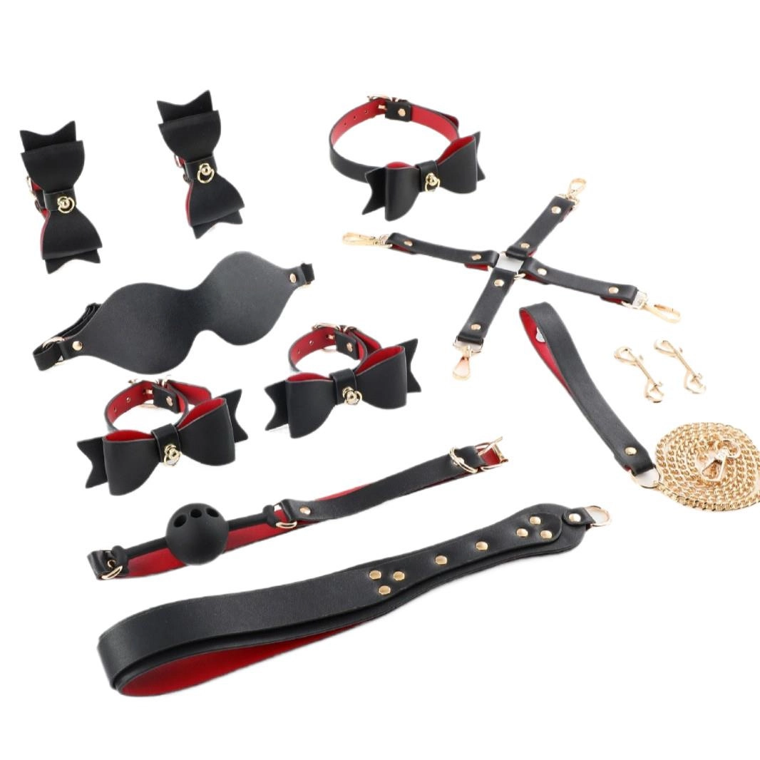 venusfun bondage set red black front view