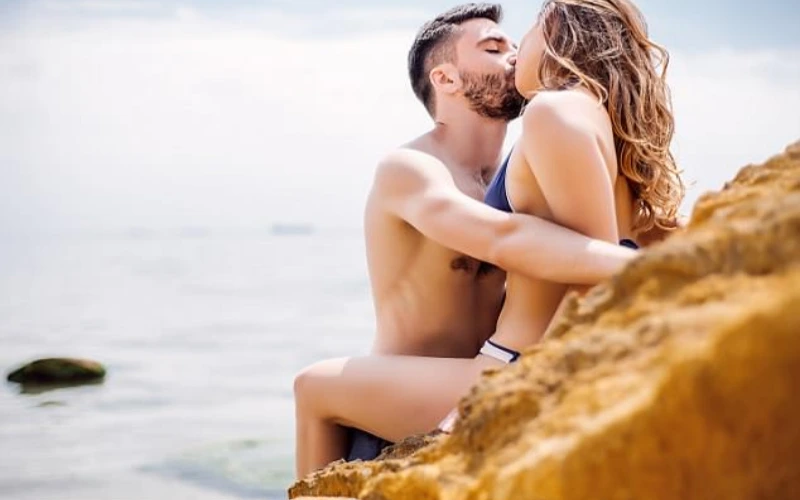 How to Have Sex Outside & Make It Incredible